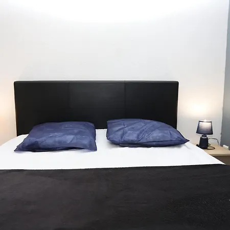 Apartment Grand 6 A 50m De La
